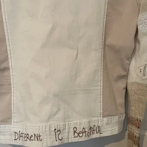 Desigual Women's Artistic Patchwork Jean Jacket - Cream and Gray - Picture 8 of 13